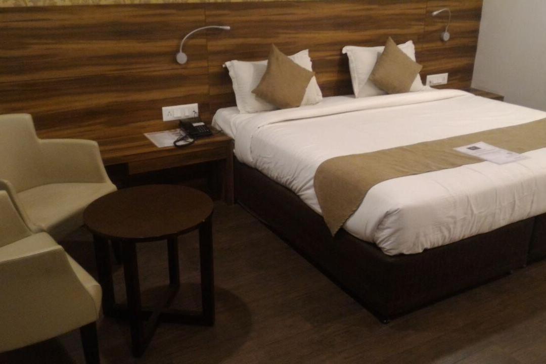 לקנאו Hotel Sandstone Inn מראה חיצוני תמונה