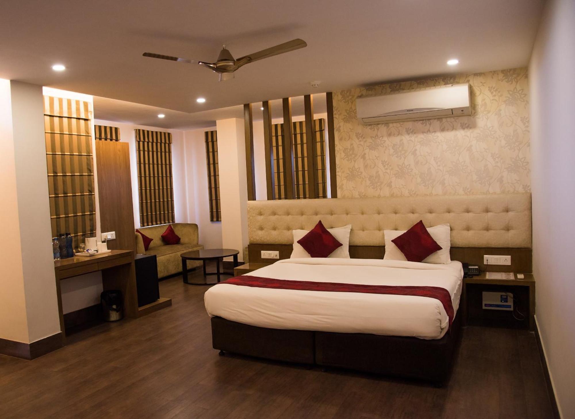 לקנאו Hotel Sandstone Inn מראה חיצוני תמונה